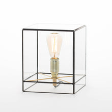 Afbeelding in Gallery-weergave laden, LOU SMALL GEOMETRISCHE TAFELLAMP ZWART