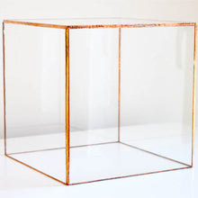 Afbeelding in Gallery-weergave laden, geometrische-handgemaakte-glazen-stolp-op-maat-bell-small-koper-hart-ruyt