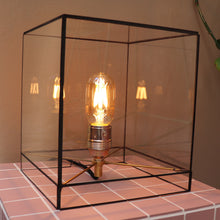 Load image into Gallery viewer, tafellamp lou zwart met led tube lamp handgemaakte glazen lamp
